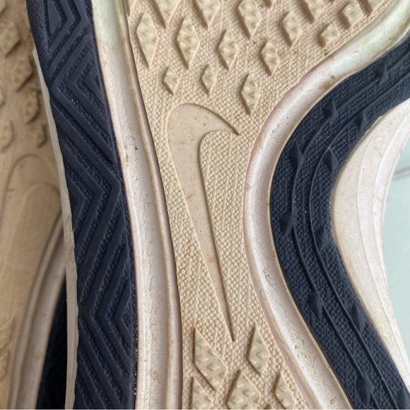 NIKE Training Dual Fushion Hit Sneakers - size 8.5 - Picture 10 of 10